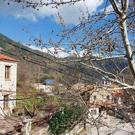 Gouvas Stone House *